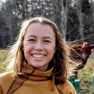 Meet your Posher, Abbey